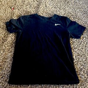 Women’s Nike tshirt. Size small